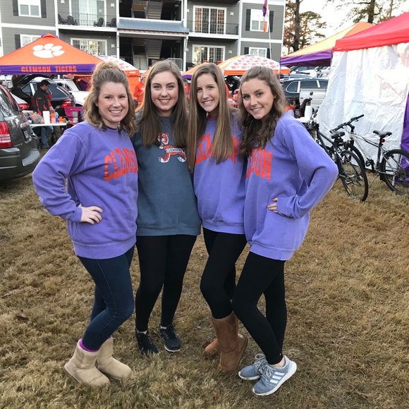 Meet your Posher, Alexandra - Picture 2 of 2